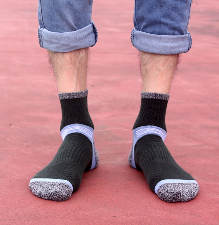 >Thick Cushion Low Cut Ankle Sport Socks for Men