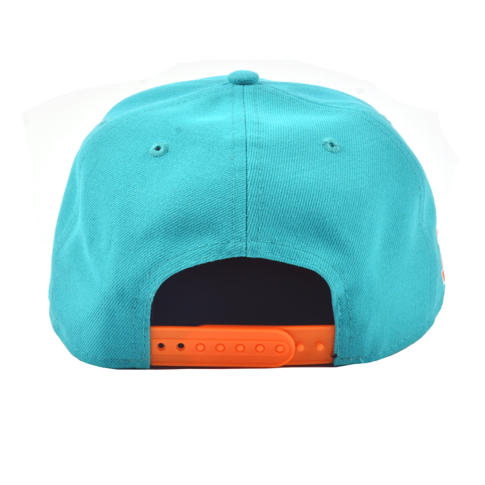 5 panels two color embroidery snapback caps